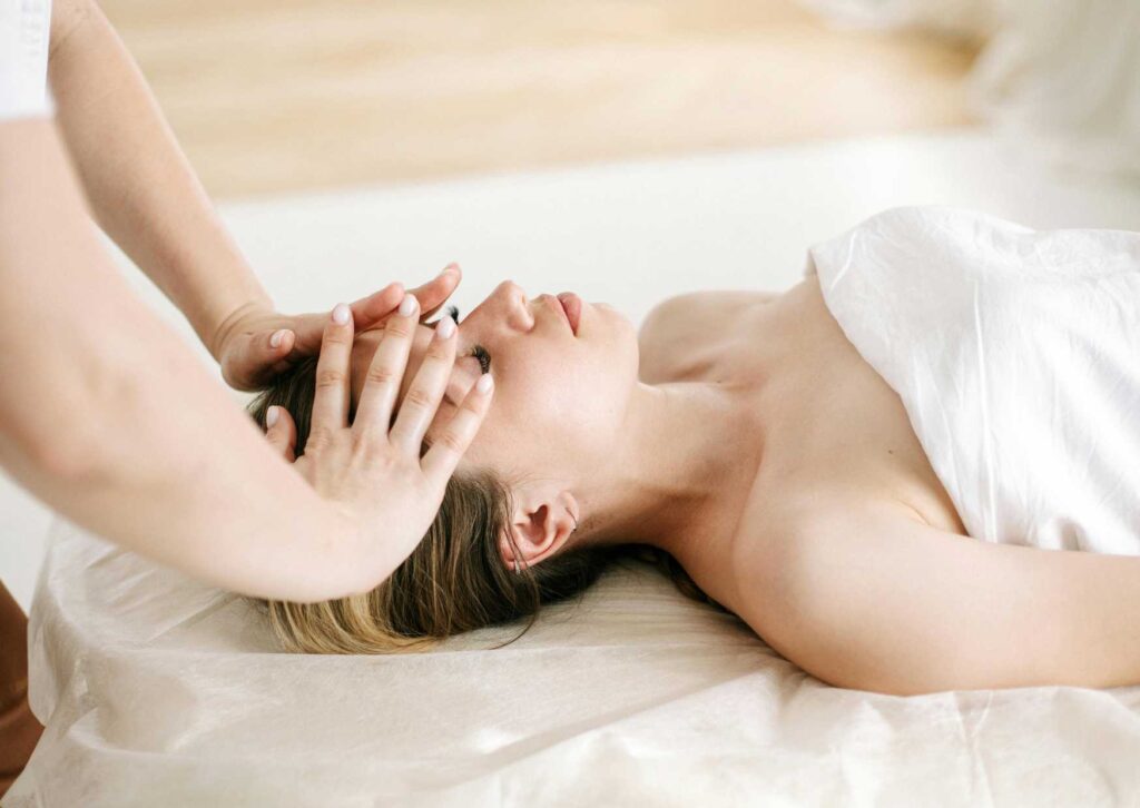 Body Massage Service near me Manikonda