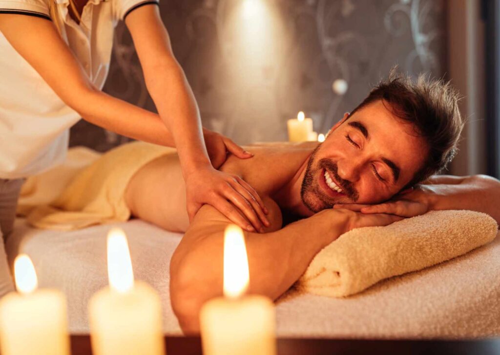 Scrubbing & Polishing massage for men in Manikonda